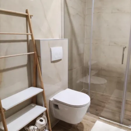 Marta 2 Apartman *